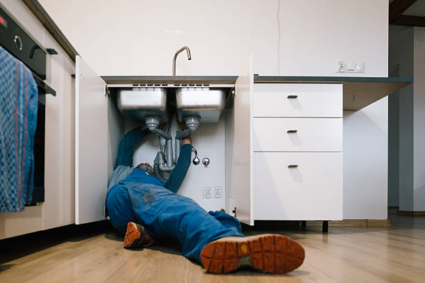 Professional Leak Detection technician working in Goodrich, MI